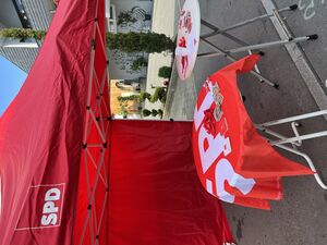 Stand dert SPD auf dem Laichinger Wochenmarkt